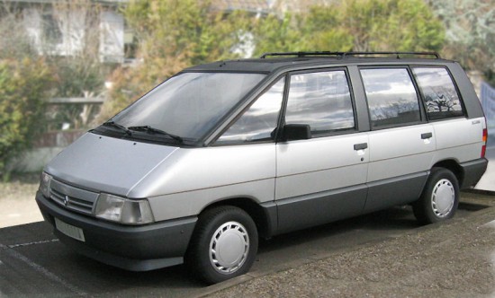 credits the Renault Espace Renault Espace Minivan. credits the Renault Espace