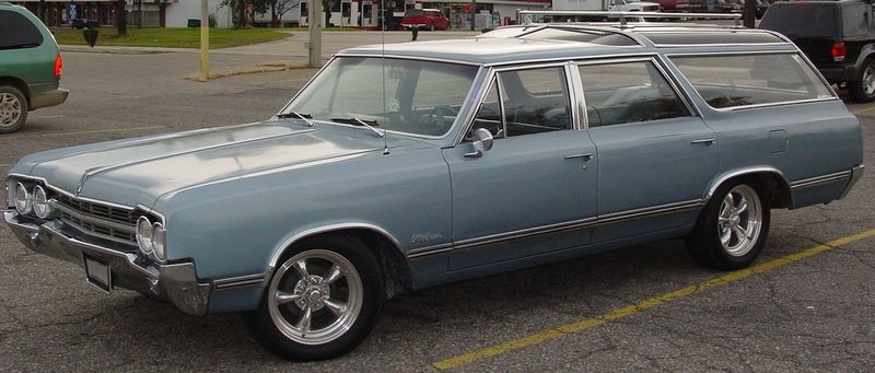 We can't overlook the distinctive Vista Cruiser wagon'65 above either