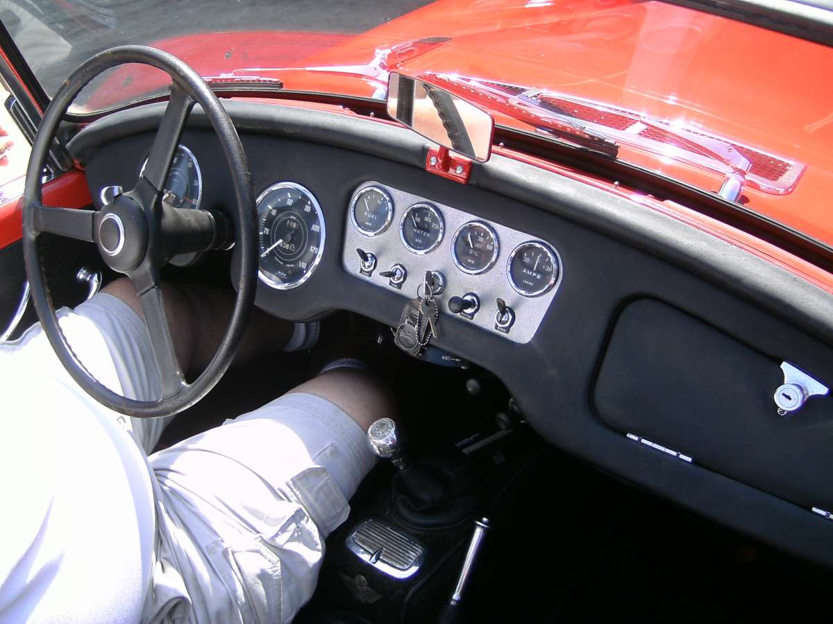 Daimler SP250 The Queens