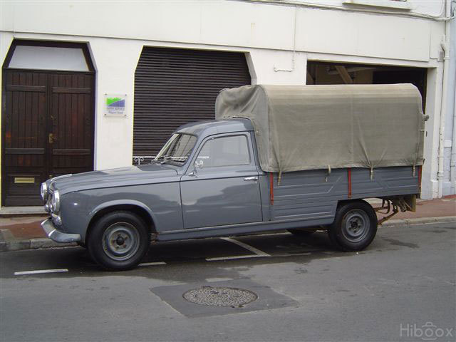 Of course the 403 also came in pickup truck form