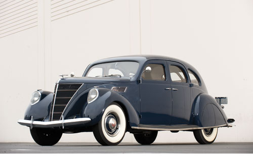 The 1936 and 1937 Lincoln Zephyrs had a very handsome front end 