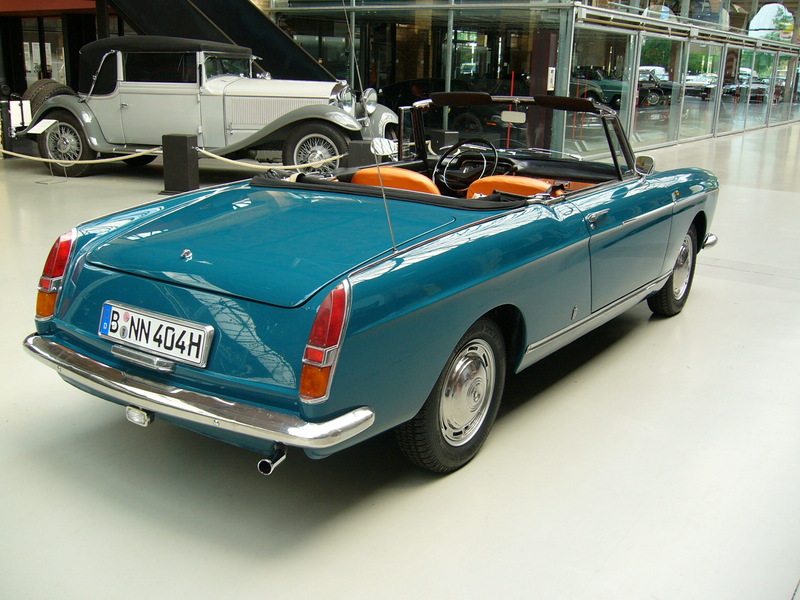  fourseat 404 Cabrio for the 250 but for the Fiat 1500 quite possibly