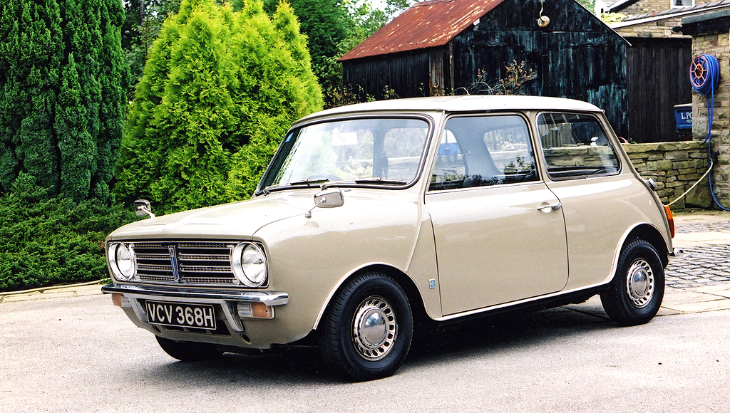 Mini Clubman Hit With An UglyClub Curbside Classic