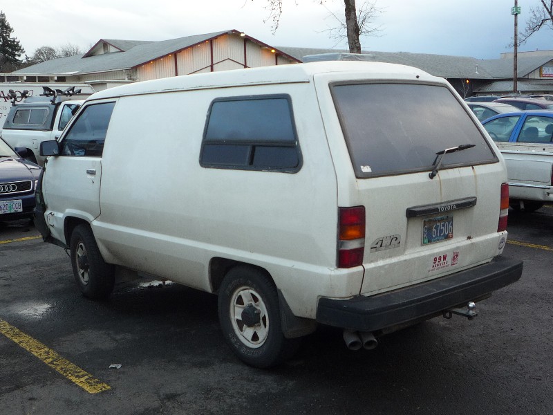 Van trow toyota service