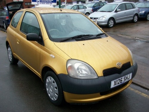 toyota yaris gold #7 toyota yaris gold #7