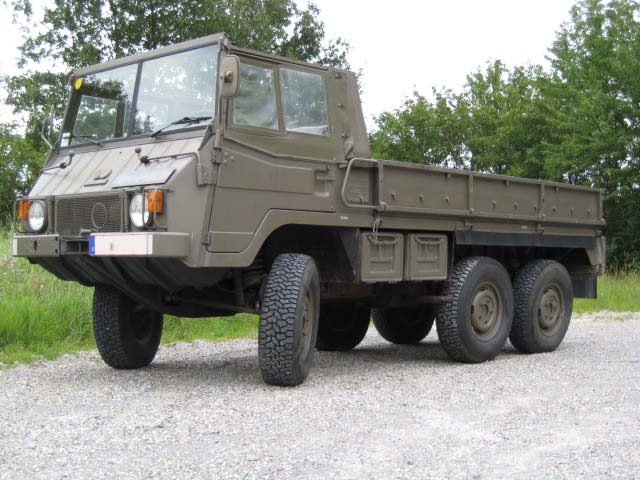 CC Capsule SteyrPuch Pinzgauer Jeep Austrian Style