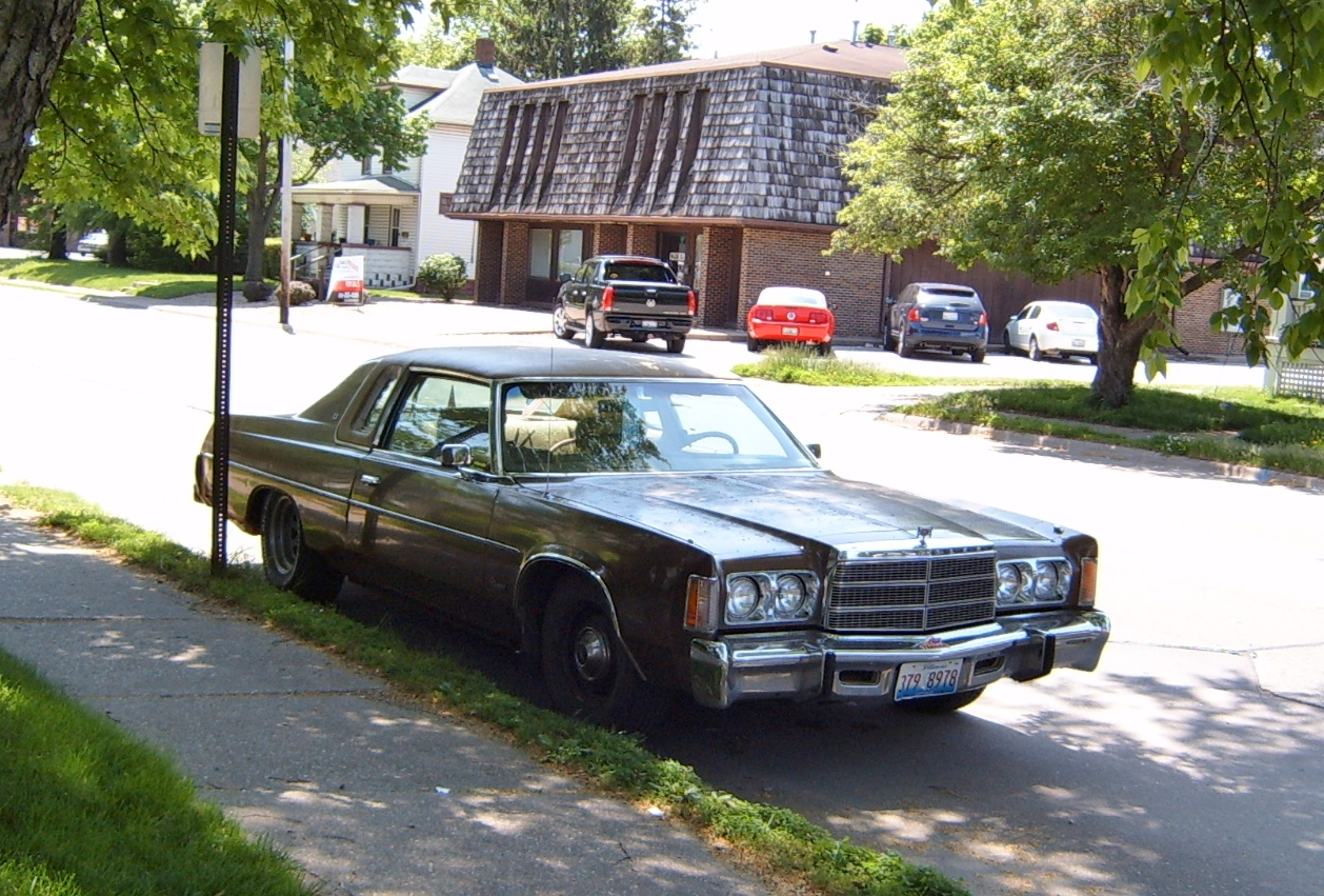 1977 Chrysler New Yorker Brougham