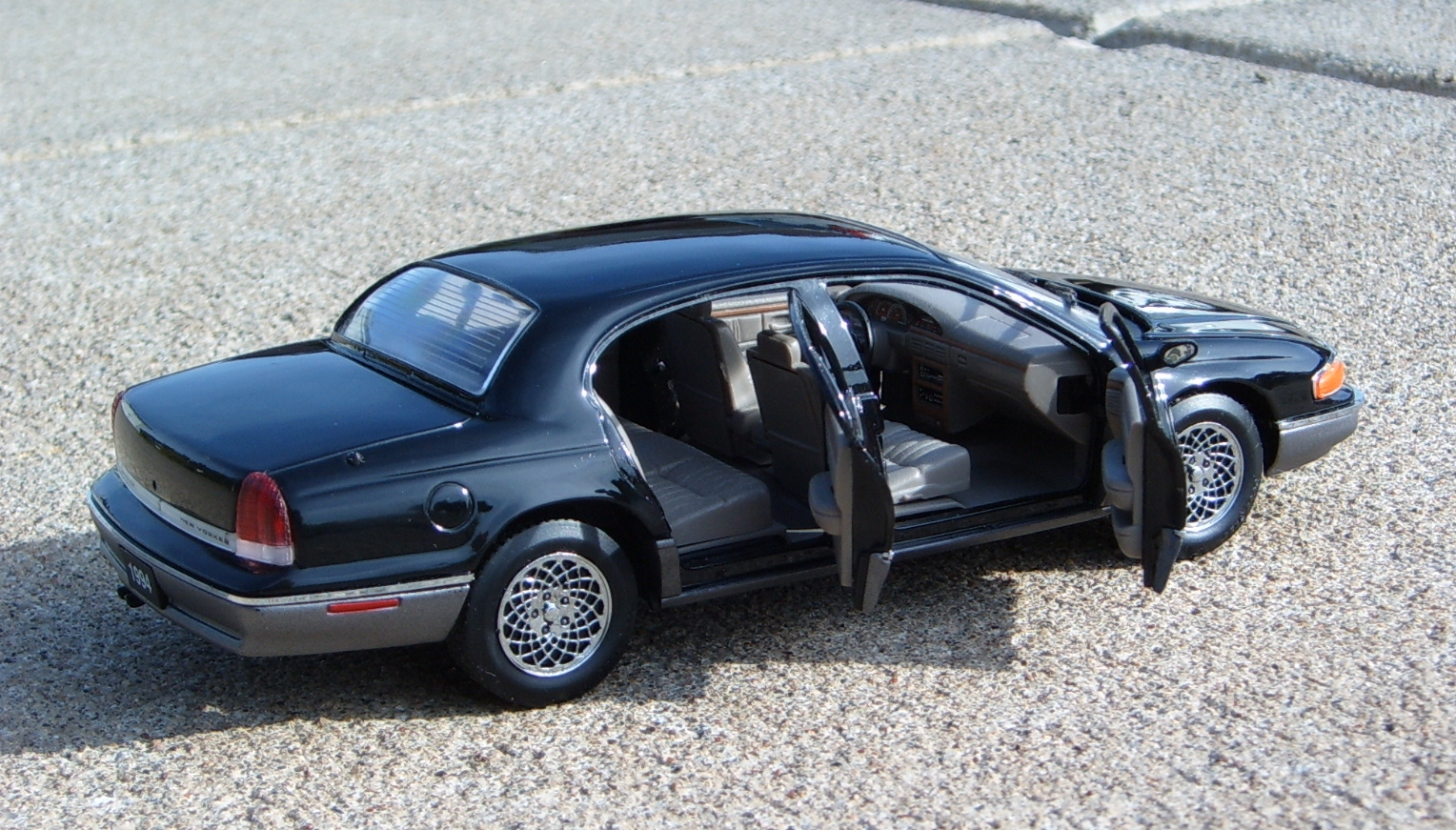 1996 Chrysler new yorker #2