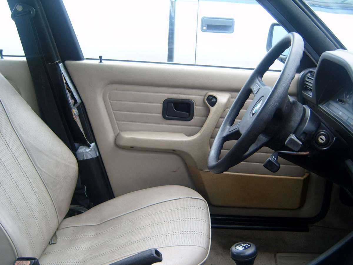 1985 Bmw 318i seats #4