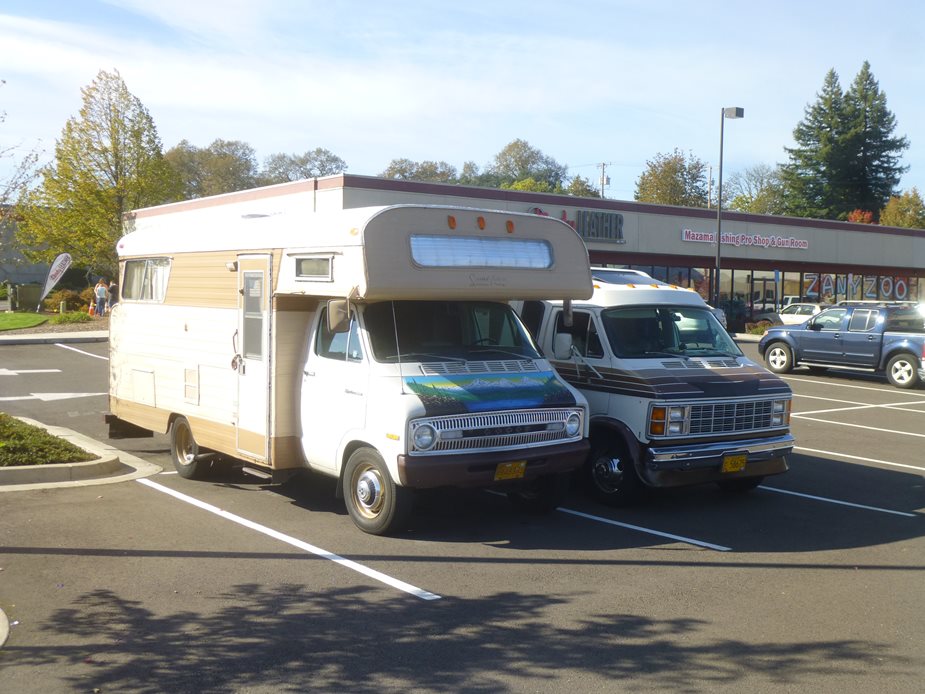 Old+Dodge+Motorhomes CC Capsule: Two Old Dodge Motorhomes – A Study In Contrasts