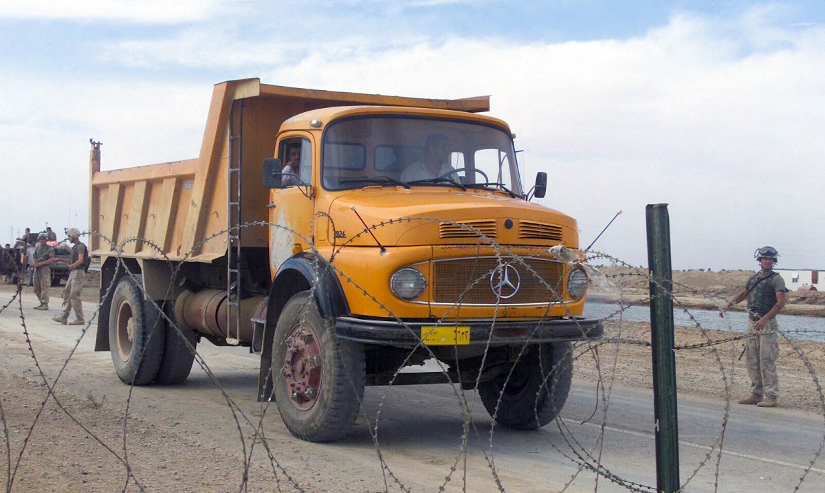 Mercedes trucks saudi army #6