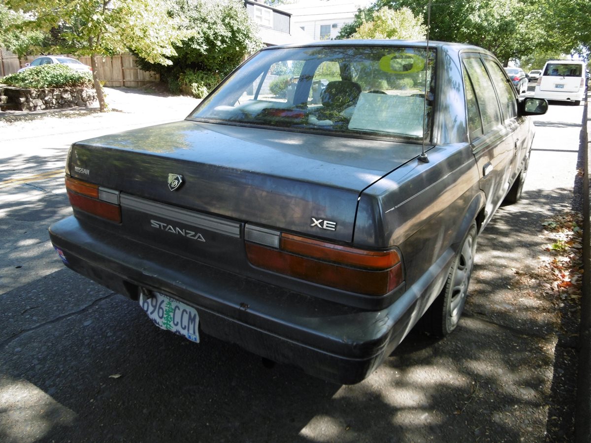 Nissan stanza bluebird u12 #7
