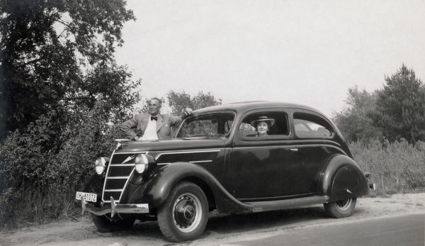 There was also a ‘Tudor’ version, similar to this 3.6 litre Ford Spezial V8 G91A of 1939.