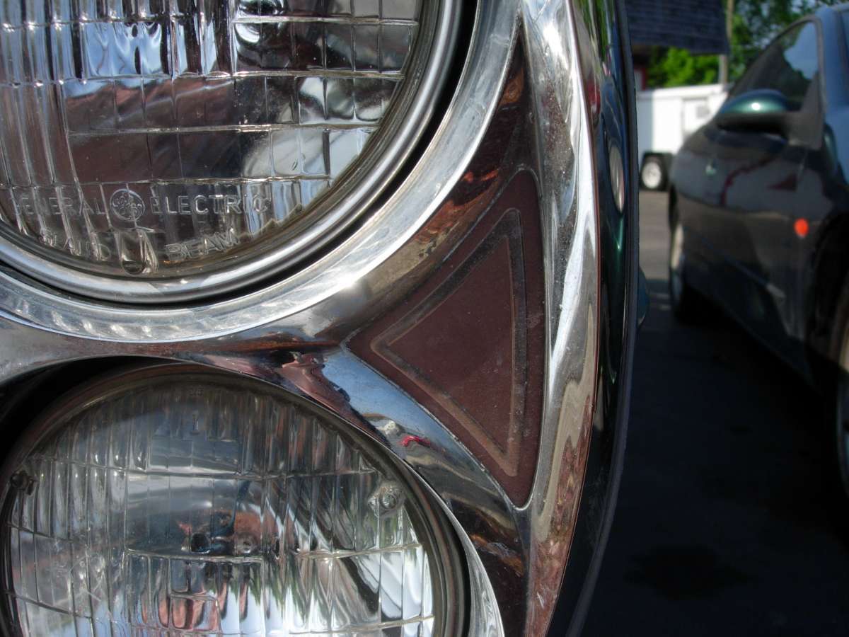 CC Clue Paul stumped us all with his ultra-closeup of the famous running Impala. This one should be a little easier.