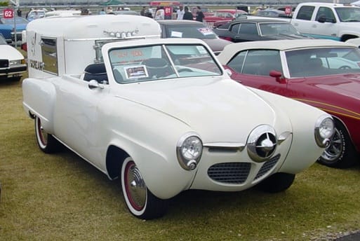 I know that car show images are frowned upon here on the curb but this longrooffan thought my fellow Curb Dwellers might enjoy sharing an ice cream sandwich during Studebaker [&hellip;]