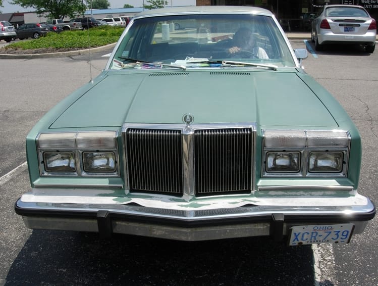 Curbside Classic: 1980 Chrysler LeBaron - A Car (and a Company) In Transition 10 1980ChryLeBaron07 crop
