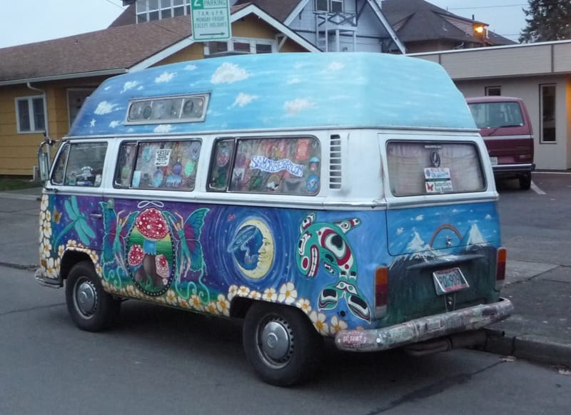 Cars Of A Lifetime: 1978 VW Bus – The Hippie Lifestyle Goes Up In Smoke 2 CC 93 068 800