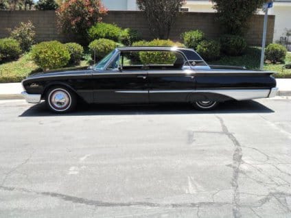 Curbside Classic: 1961 Plymouth Fury - What Planet Are YOU From? 4 13900600.1960.Ford .Galaxie.500.4 Door.Town .Victoria