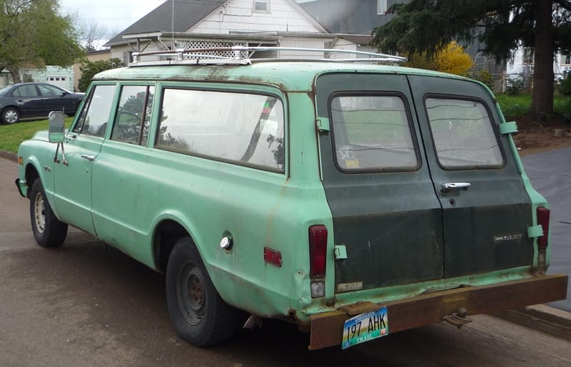 1970Suburban06 1970Suburban06