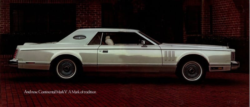 CCTV: The Cars of Dallas - Jock's Lincoln Mark V 5 1977 Continental Mark V 03