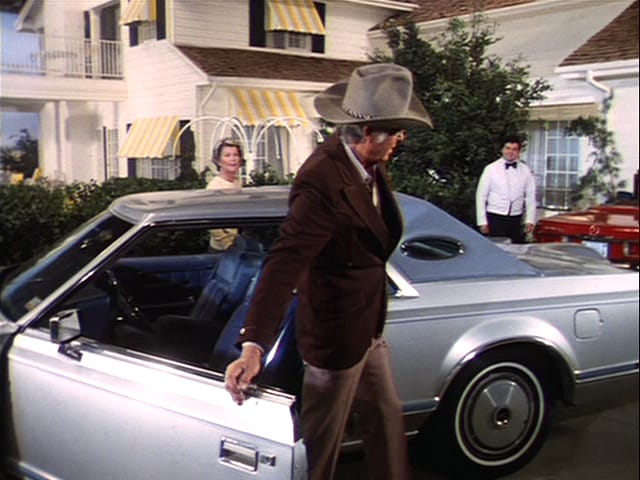 CCTV: The Cars of Dallas - Jock's Lincoln Mark V 3 jocks lincoln 2