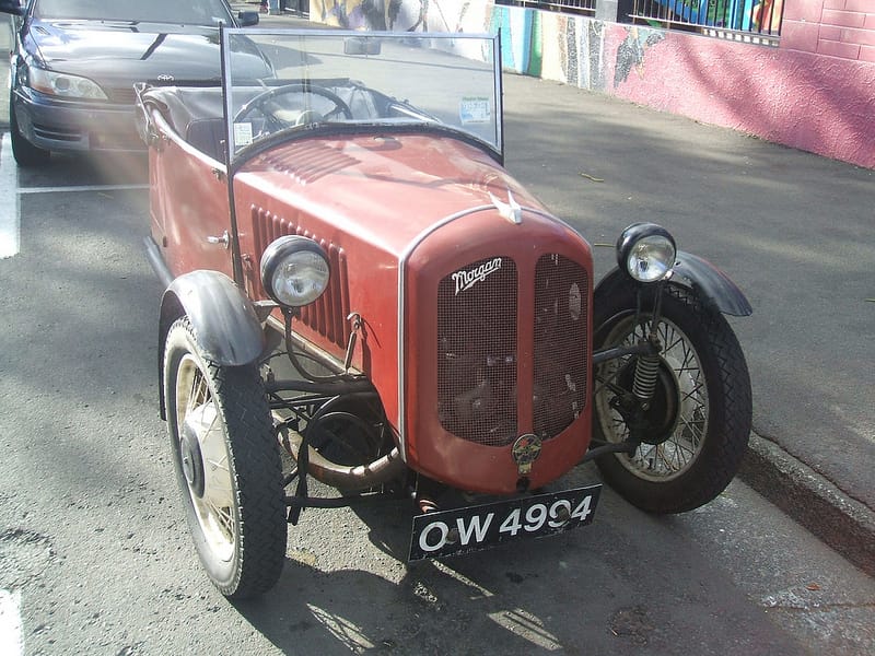 Now here’s a contrast to those Fleetwood 75s: a 1936 Morgan. And it’s not the usual one we think of with the exposed V2 engine hanging proudly out front; this [&hellip;]