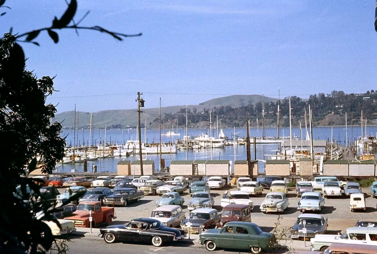 (click picture for larger view) (for those of you not around back when it was first posted in 2012, this is an exceptional parking lot shot)    CC Reader fastback sent [&hellip;]