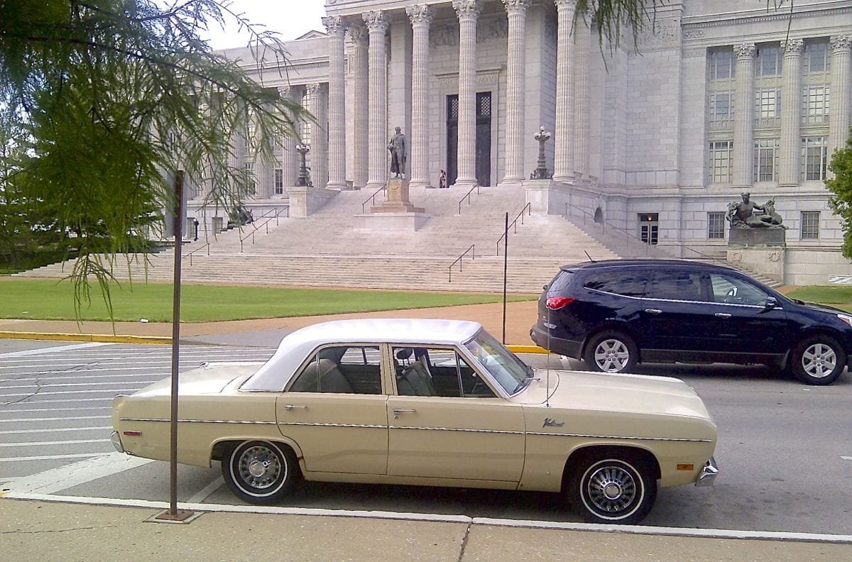 Curbside Classic: 1970 Plymouth Valiant - Edna Gets Her Car Tuned-Up 8 Valiant in front of capital bldg