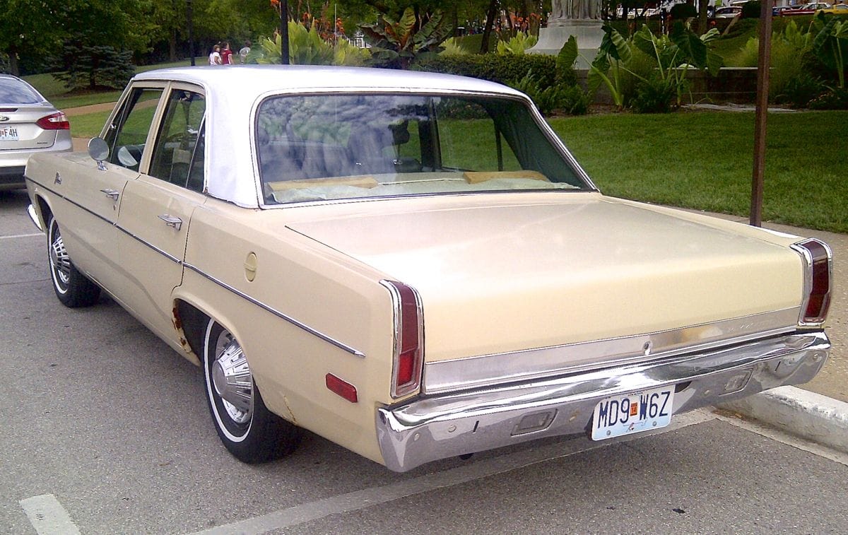 Curbside Classic: 1970 Plymouth Valiant - Edna Gets Her Car Tuned-Up 2 Valiant1