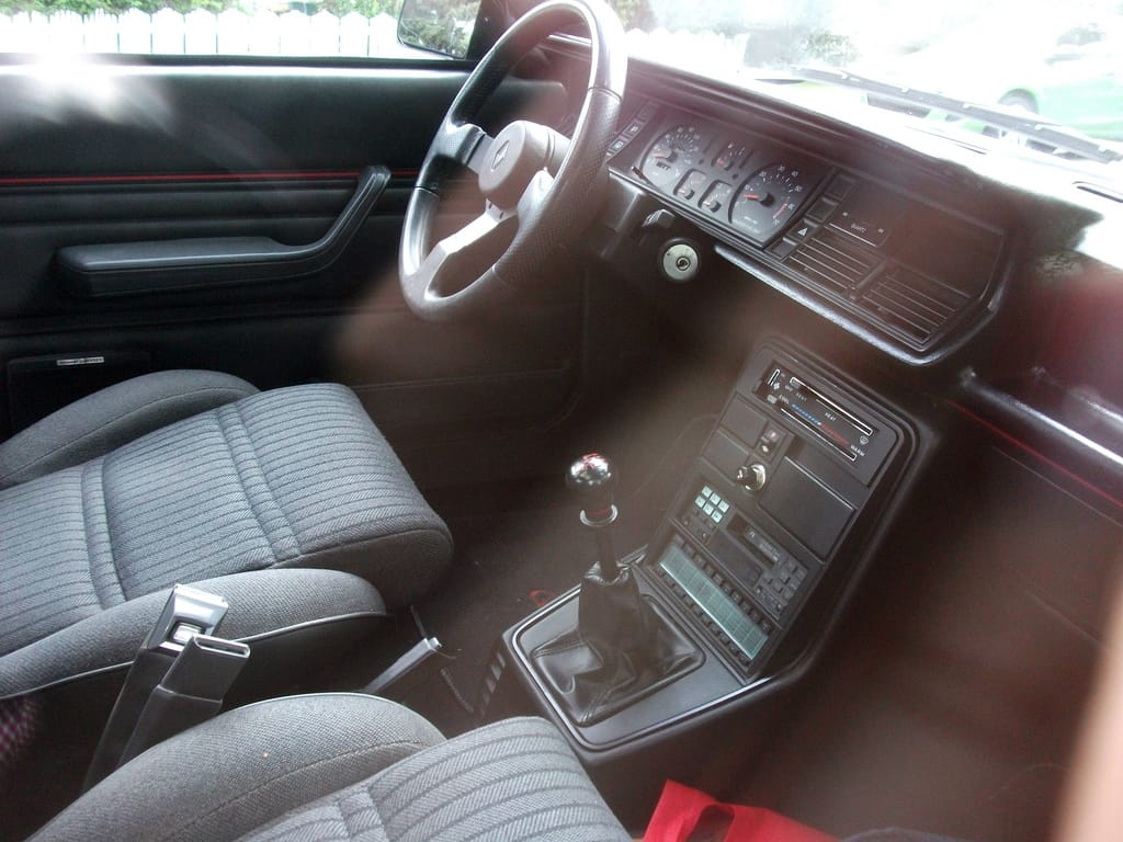 Curbside Classic: 1987 Renault GTA - An Alliance Of A Different Stripe 12 1987 Renault GTA interior