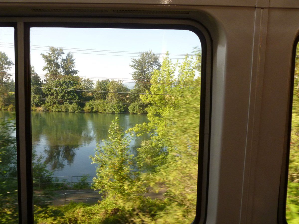 Willamette River CC 173 008 1200