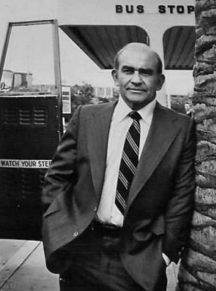 Lou Grant Ed asner Lou grant 2 e1351114299285
