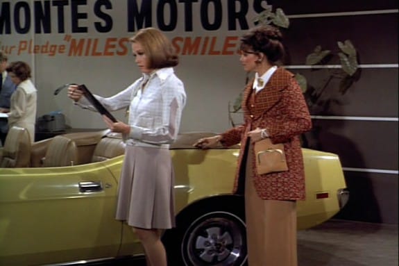 yellow Mustang convert i282247 e1351114217666