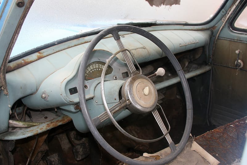 Storage Field Classic: Ford Zephyr Mark 1 - Ford Builds The Chevrolet Cadet 7 Ford Zephyr dash