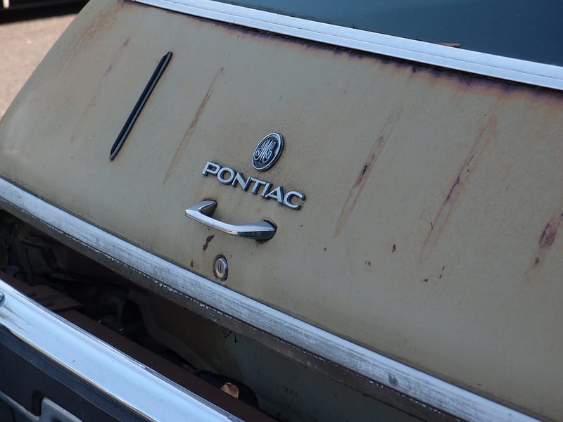 Pontiac luxury lemans Pontiac luxury lemans