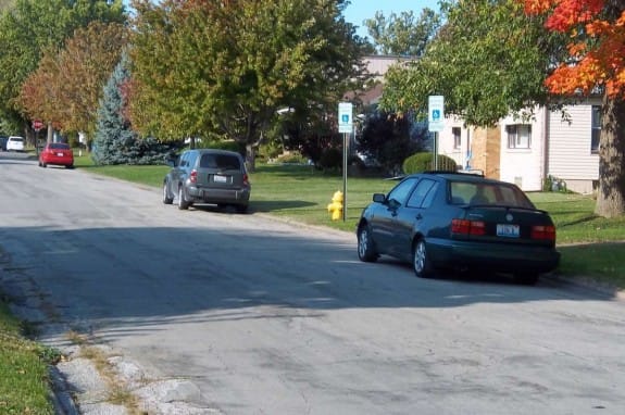 Christmas is fast approaching–where did the time go? That recently reminded me of two MK III Jettas I spotted during a long walk back in September; a matched set, in [&hellip;]