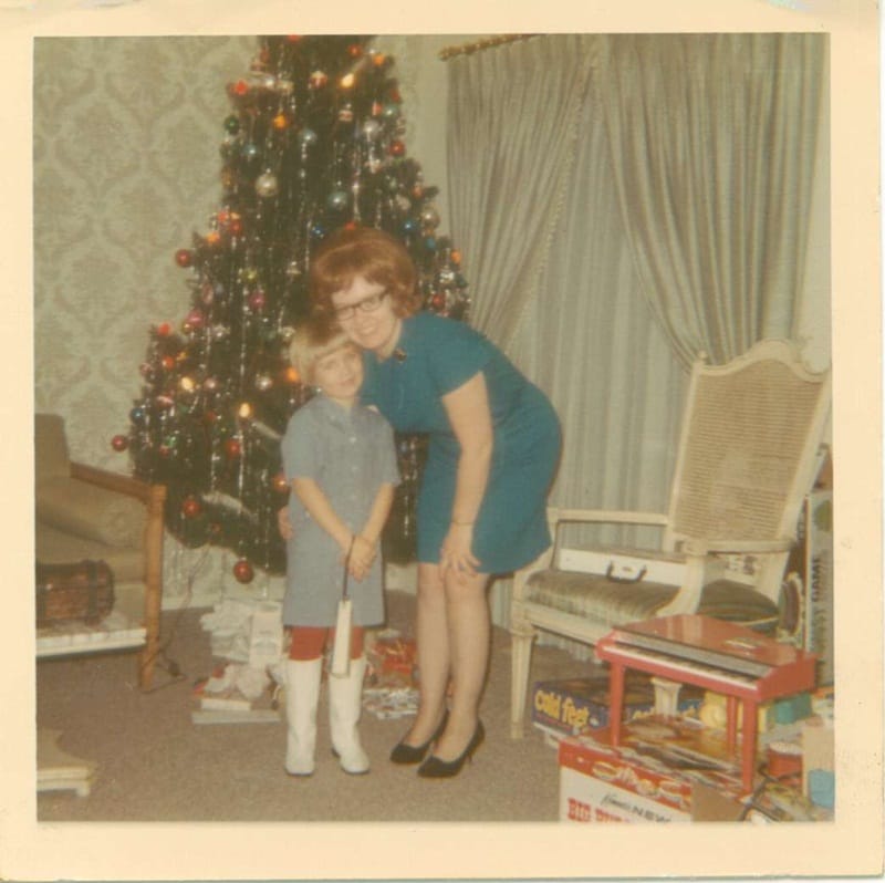 My Curbside Christmas Classic: 1967 Consolidated Novelty Scotch Pine - Decking the Halls for Fifty Years 3 The very same tree early in its long career