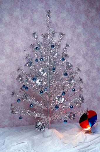 My Curbside Christmas Classic: 1967 Consolidated Novelty Scotch Pine - Decking the Halls for Fifty Years 4 xmastree1