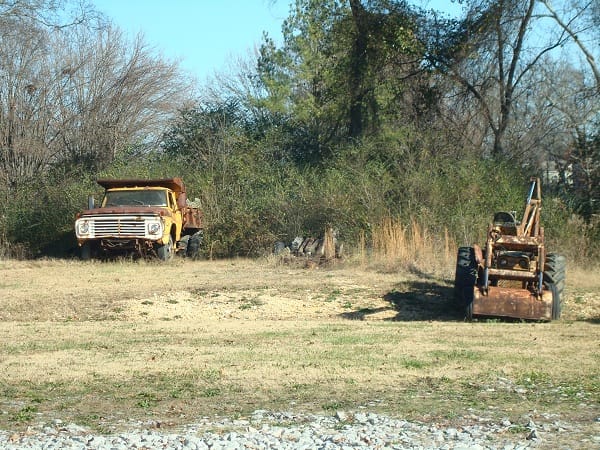 &nbsp; These two trucks, a REO and a Ford, were sitting on the same field near the Civil War battlefield of Chickamauga as the rusty Triumph TR7 coupe described in the [&hellip;]