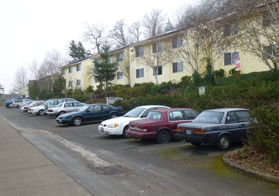 Curbside Classic Manor: You Gotta Drive A Curbside Classic To Live Here 1 CC 186 063 950