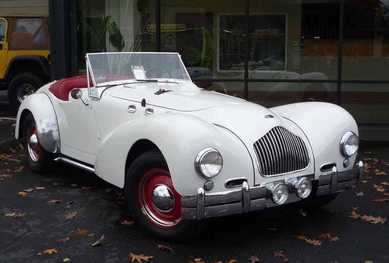 (first posted 3/31/2013. Updated 4/15/2018)     Passing by the Sports Car Shop always requires a brief stop to see what’s currently on display.  I’d seen this splendid Allard K2 through the [&hellip;]