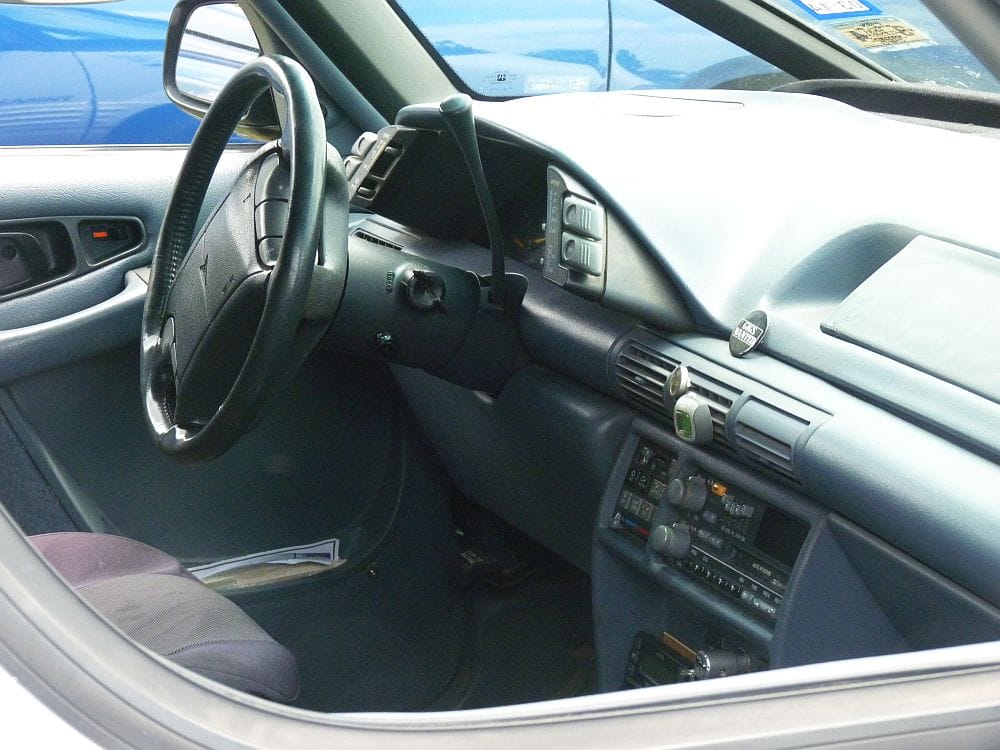 Curbside Classic: 1994 Pontiac Trans Sport SE – Can U Get A Witness? 5 '94 Trans Sport -- Pilot's station