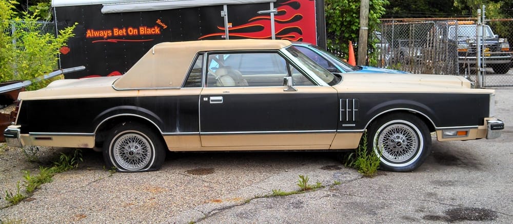 1983LincContMarkVI02