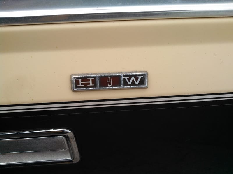 1983LincContMarkVI04