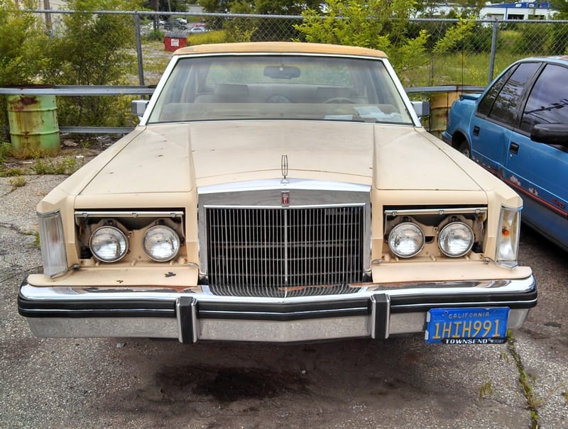 1983LincContMarkVI06