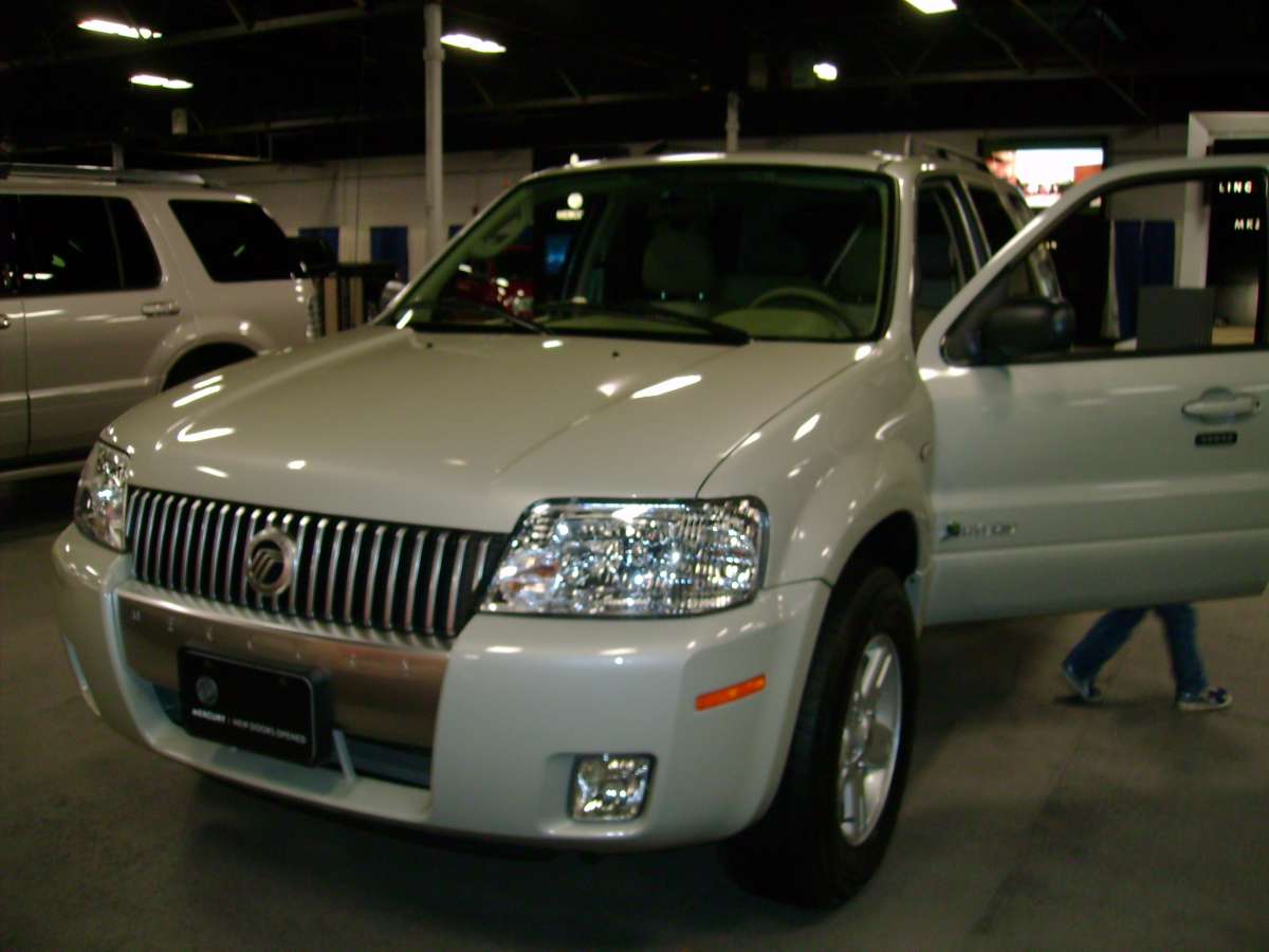 I recently came across an old digital camera, and among the pictures on it were those I took at the 2006 New England International Auto Show, when I was 13 [&hellip;]