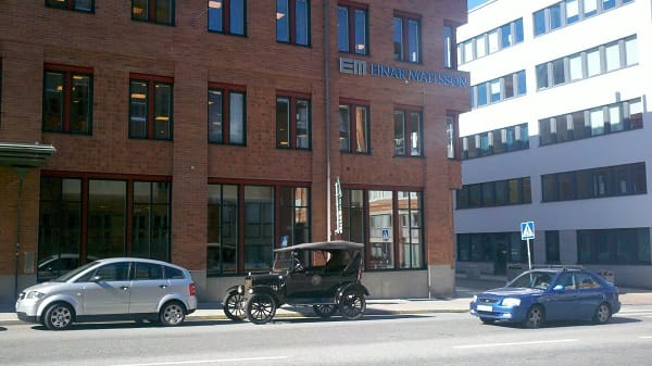 After previous CCs about 50 year old and 60 year old American classics still in regular use in Sweden, it is time to profile a really old American classic spotted [&hellip;]