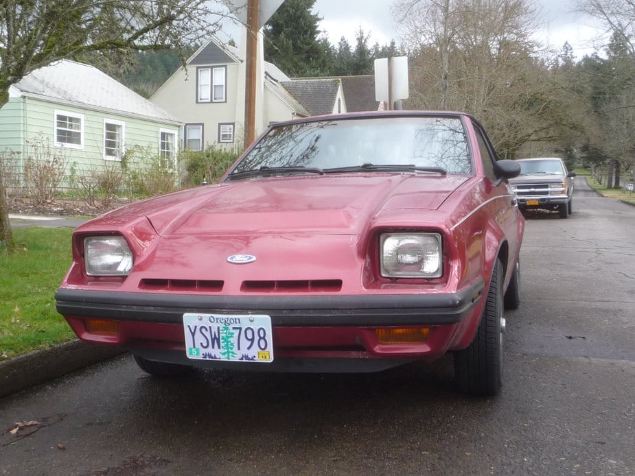 (first posted 9/15/2013)   The original 1960 Corvair Monza coupe introduced and pioneered a European-inspired category to the US: the sporty compact coupe. The formula: a new roof line, maybe some [&hellip;]