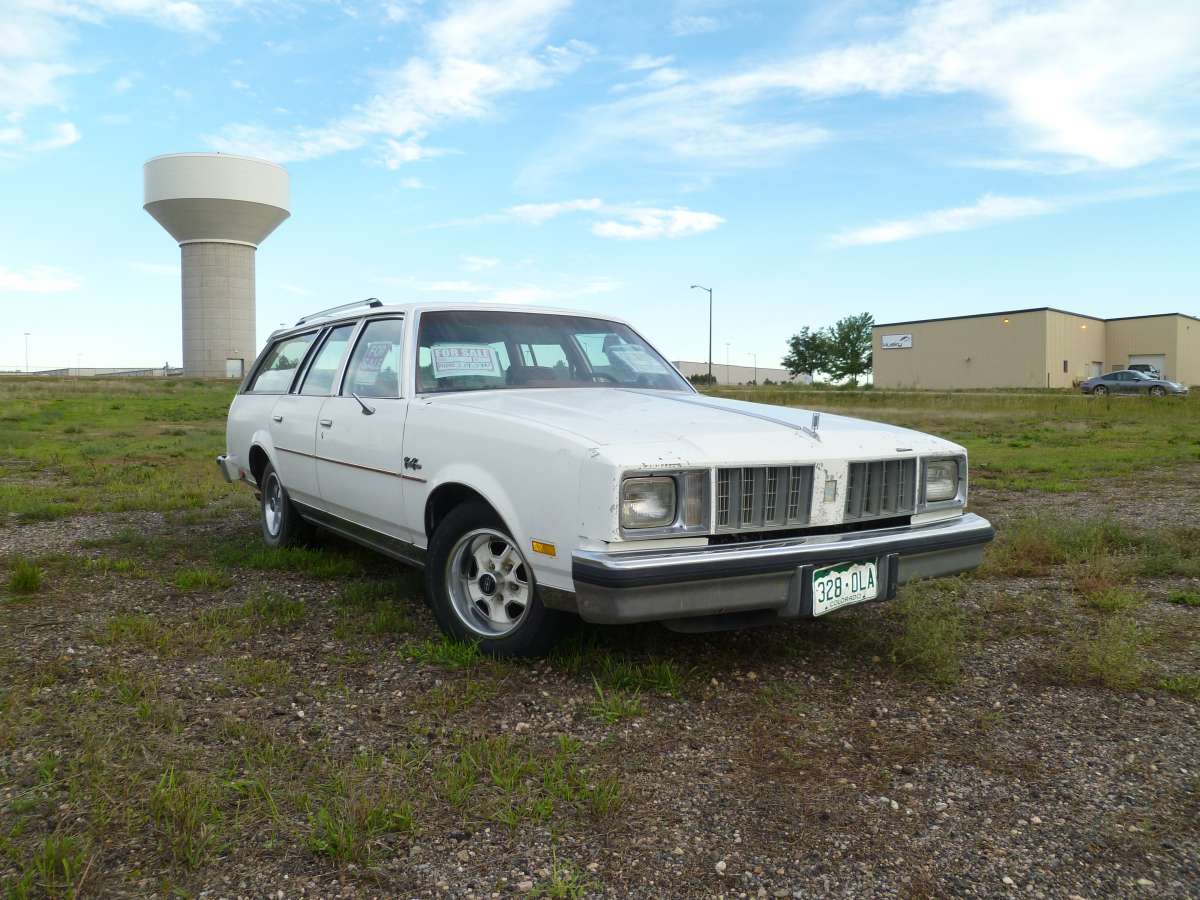 I’ve been driving by this field for several weeks now in order to take my daughter to Volleyball practice and keep seeing this car for sale.  Last week when the [&hellip;]