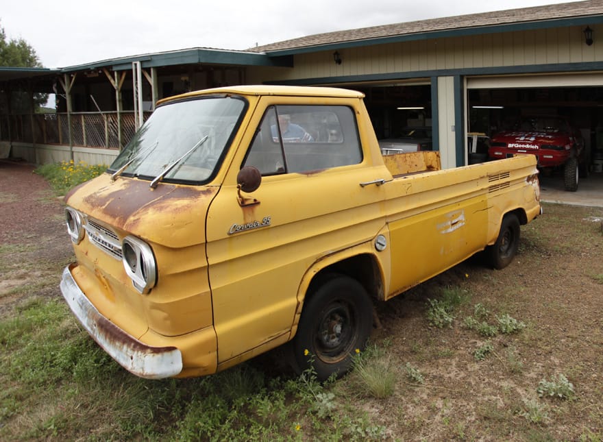 Where I live in the boondocks of Northern Arizona, the dirt roads have no curbs, so we have what you might call Dirtside Classics. My friend Terry found one just [&hellip;]